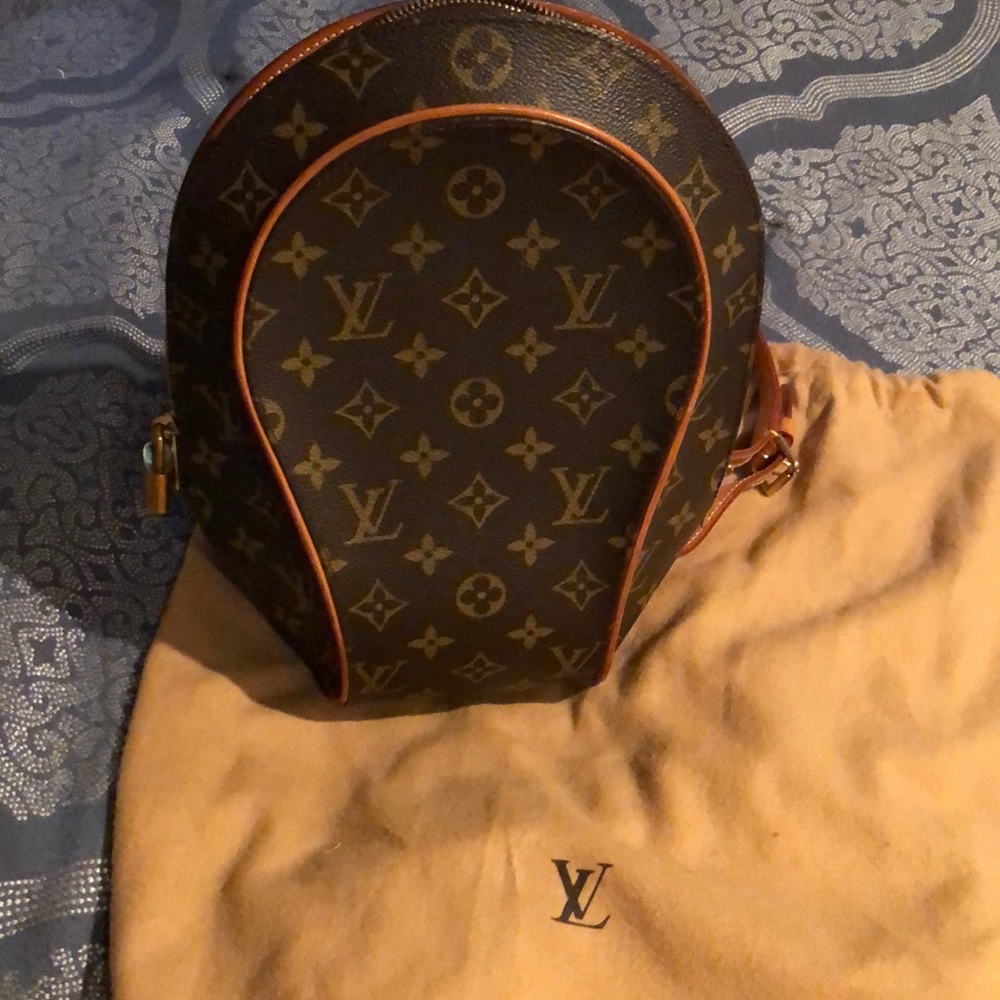 Authentic Monogram Ellipse backpack